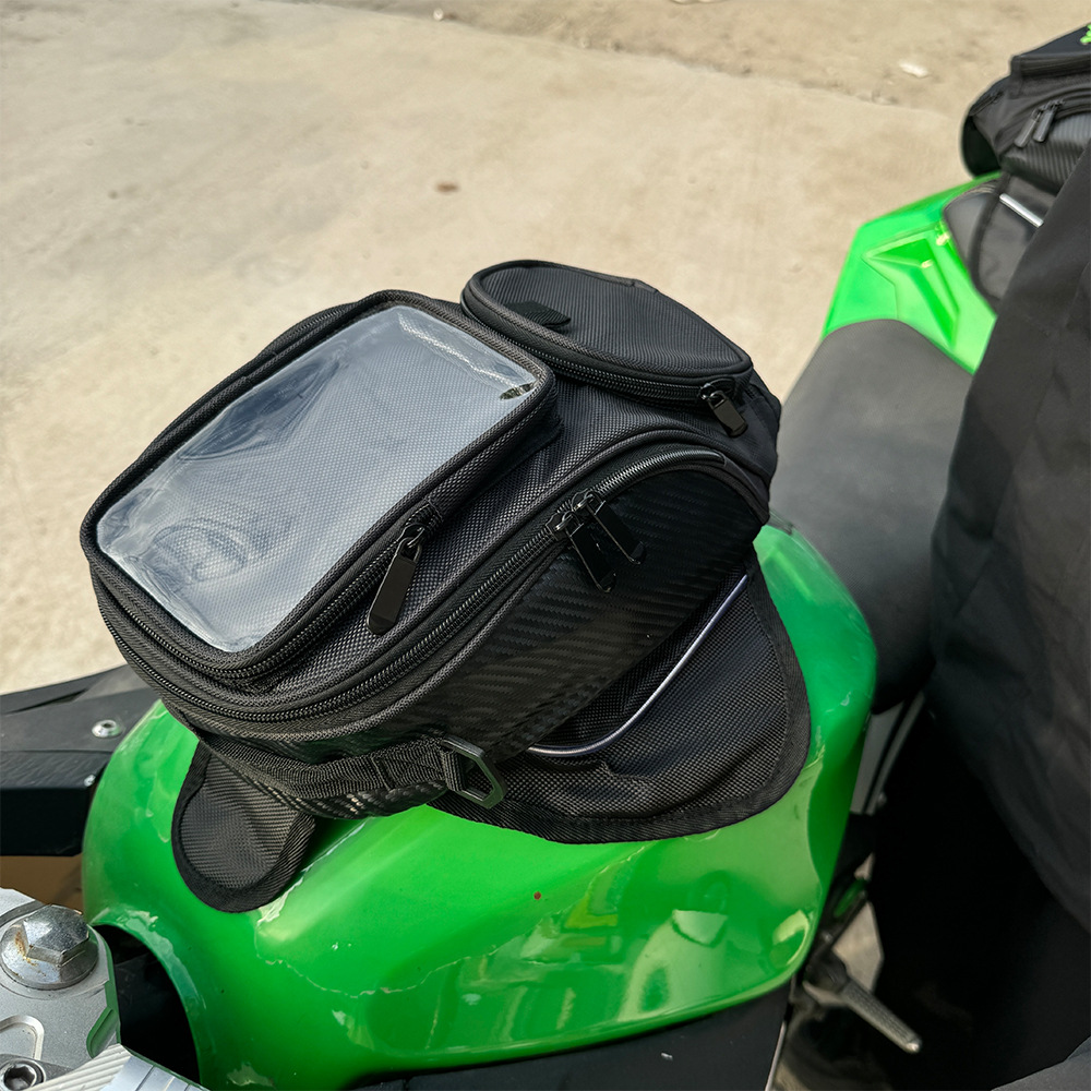 Uniwersalna Torba na Bak Motoc – Magnetic Tank Bag recenzja i cena